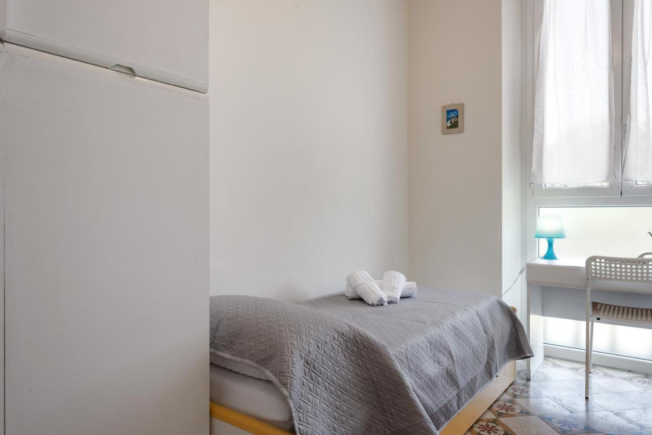 Piazza Concordia Apartment With Balcony La Spezia Eksteriør bilde